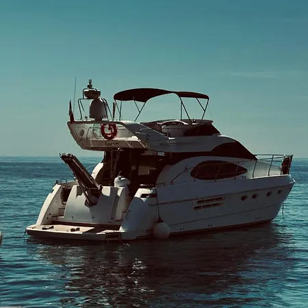 Botel Lupin Yacht Porto Santo Stefano (Grosseto)