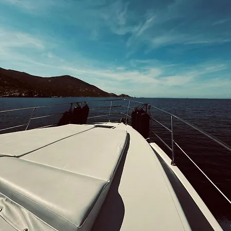 Botel Lupin Yacht Porto Santo Stefano (Grosseto)