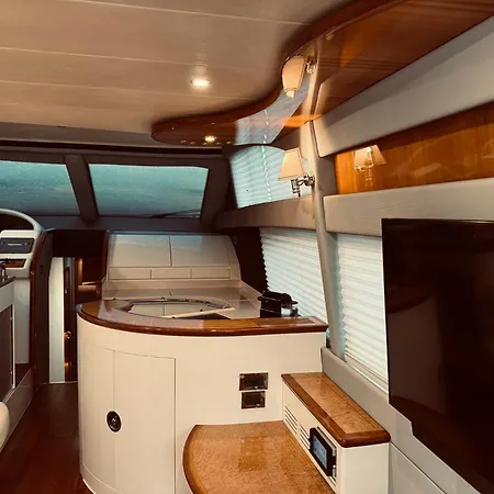 Lupin Yacht